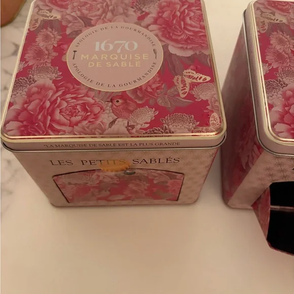 Decorative tins - Picture 7 of 10